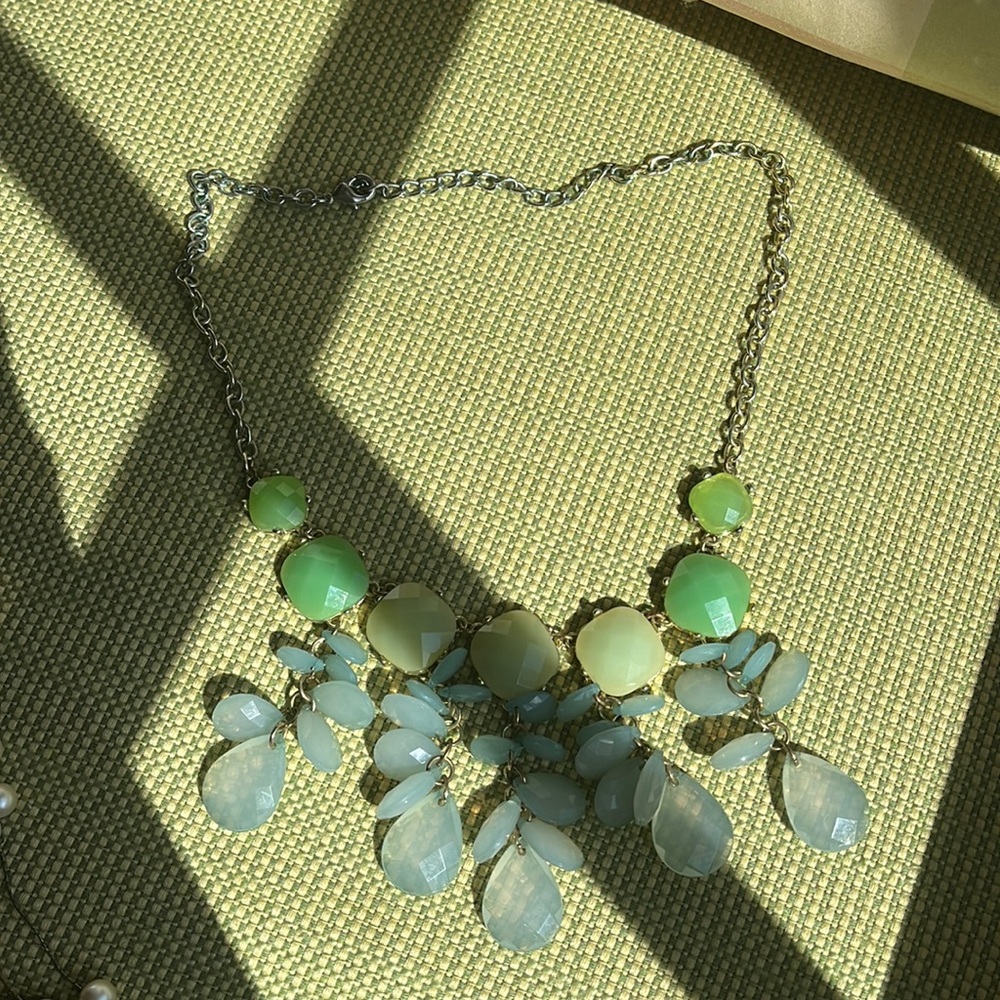 FRANCESCA’S Crystal Statement necklace blue, teal, green. Perfect worn condition